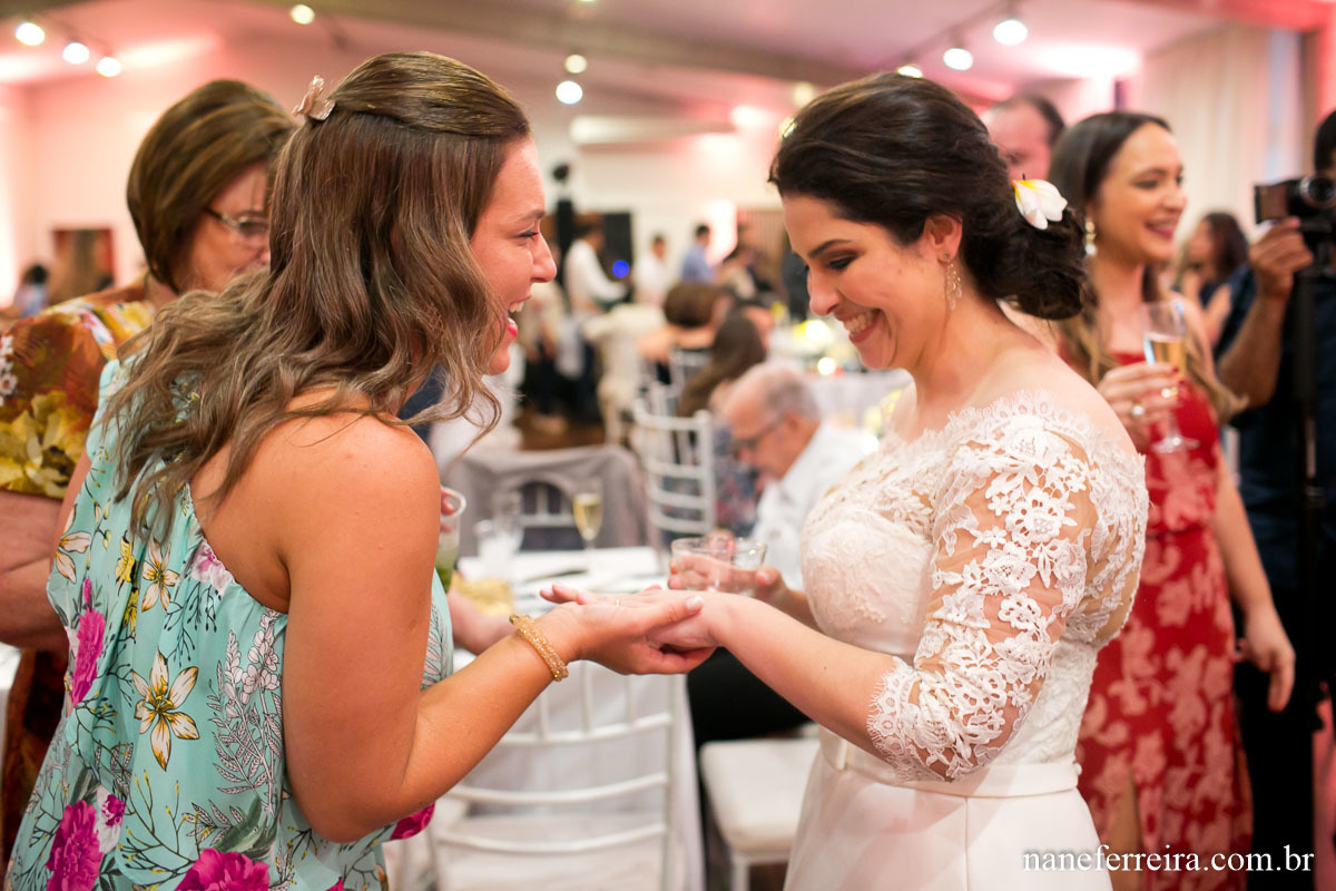 Fotografia de casamento 
noiva 
vestido de noiva 
casamento ao ar livre 
festa de casamento 