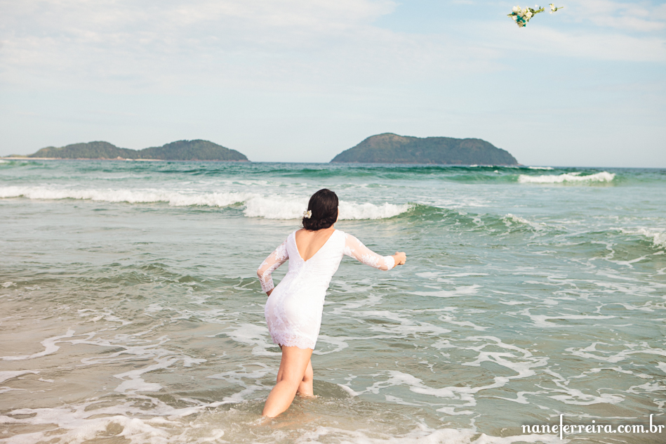 Fotografia de casamento na praia 
fotografia de casamento 
mini-wedding na praia 
making of 
noiva 
