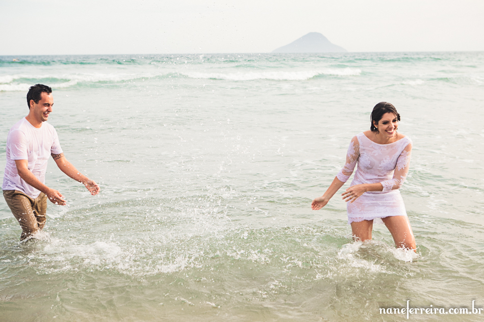 Fotografia de casamento na praia 
fotografia de casamento 
mini-wedding na praia 
making of 
noiva 

