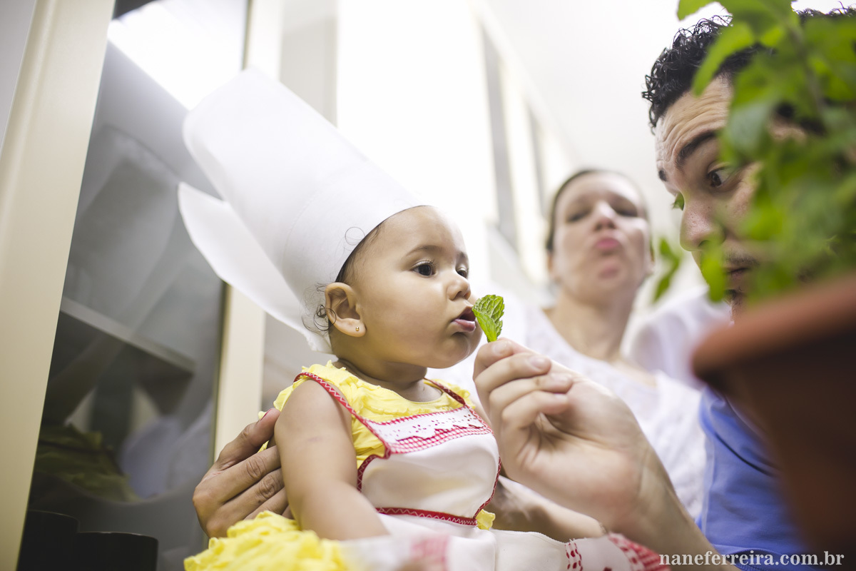 ensaio fotográfico família 
fotografia de família 
ensaio fotográfico bebê em casa 
fotografia de família casa 