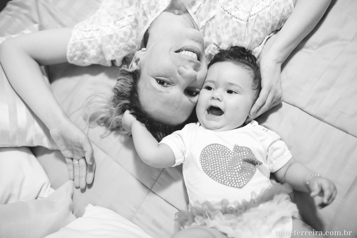 ensaio fotográfico família 
fotografia de família 
ensaio fotográfico bebê em casa 
fotografia de família casa 