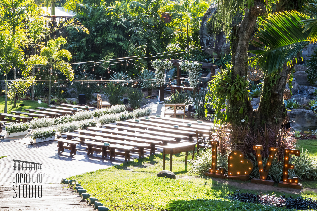 Local da cerimônia decorado no Vale dos Sonhos
