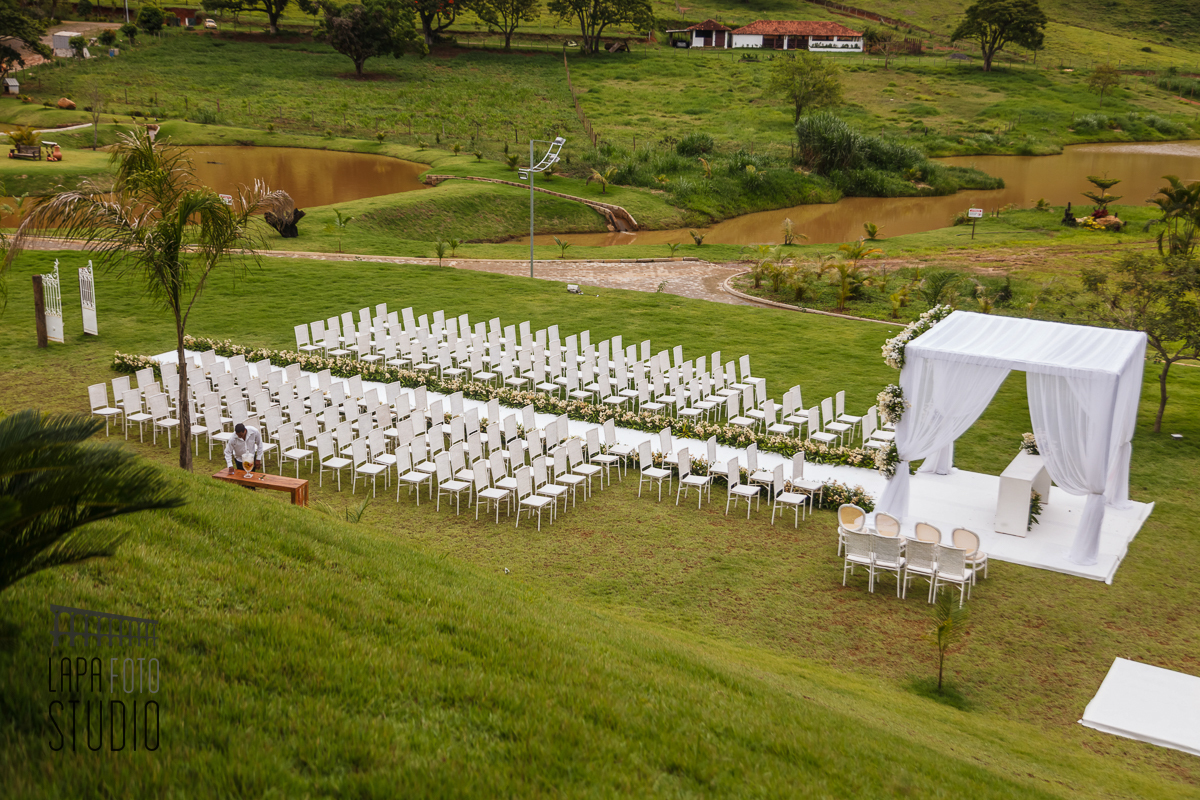 Foto panorâmica do local da cerimônia no Água Santa Eventos, em juiz de fora