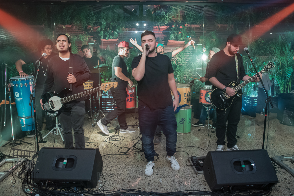 Show da banda barulho carioca no casamento no vale dos sonhos