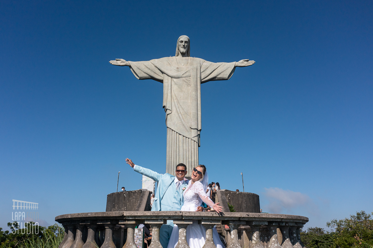Noivos no Cristo Redentor