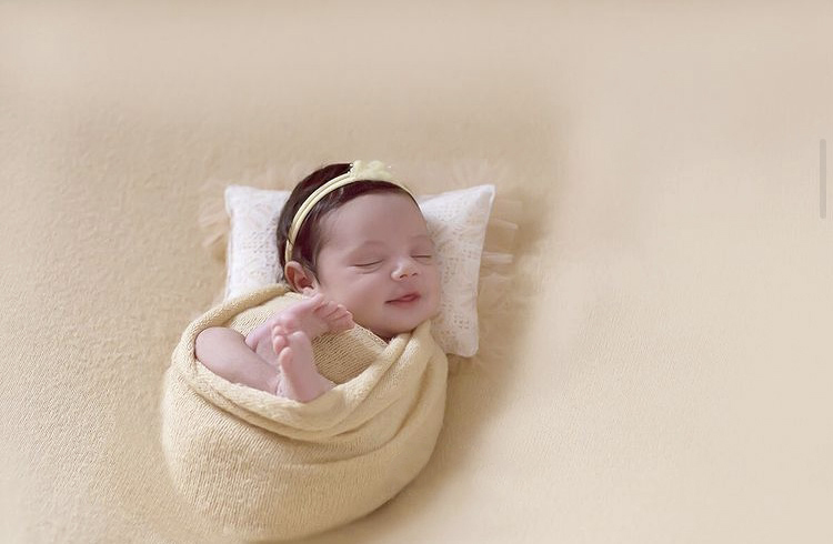 Fotografia de newborn da Antonella de 12 dias em Para de Minas