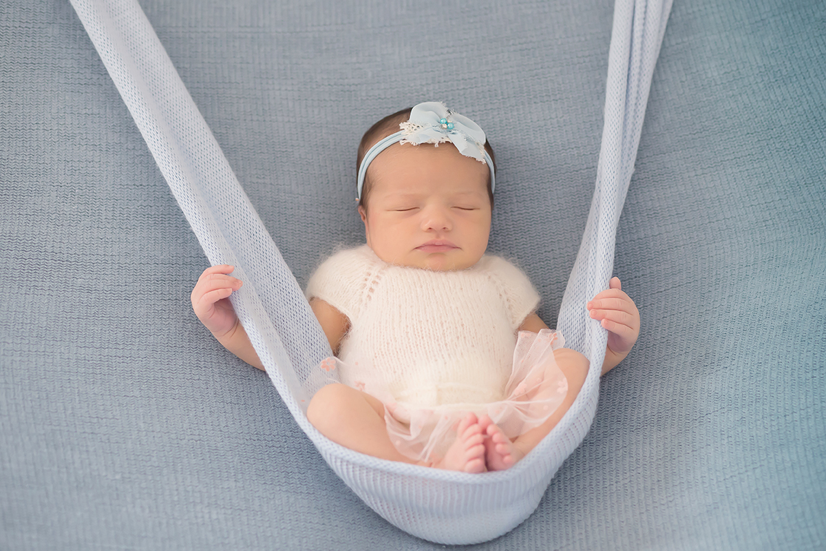 Fotos de newborn da Liz de 8 dias. Ensaio realizado na cidade de Pará de Minas