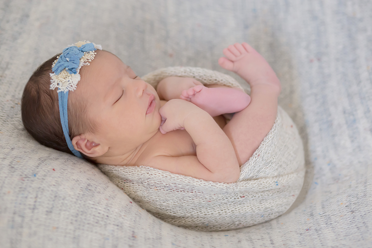 Primeiro ensaio fotográfico da Liz, de 8 dias, em Pará de Minas