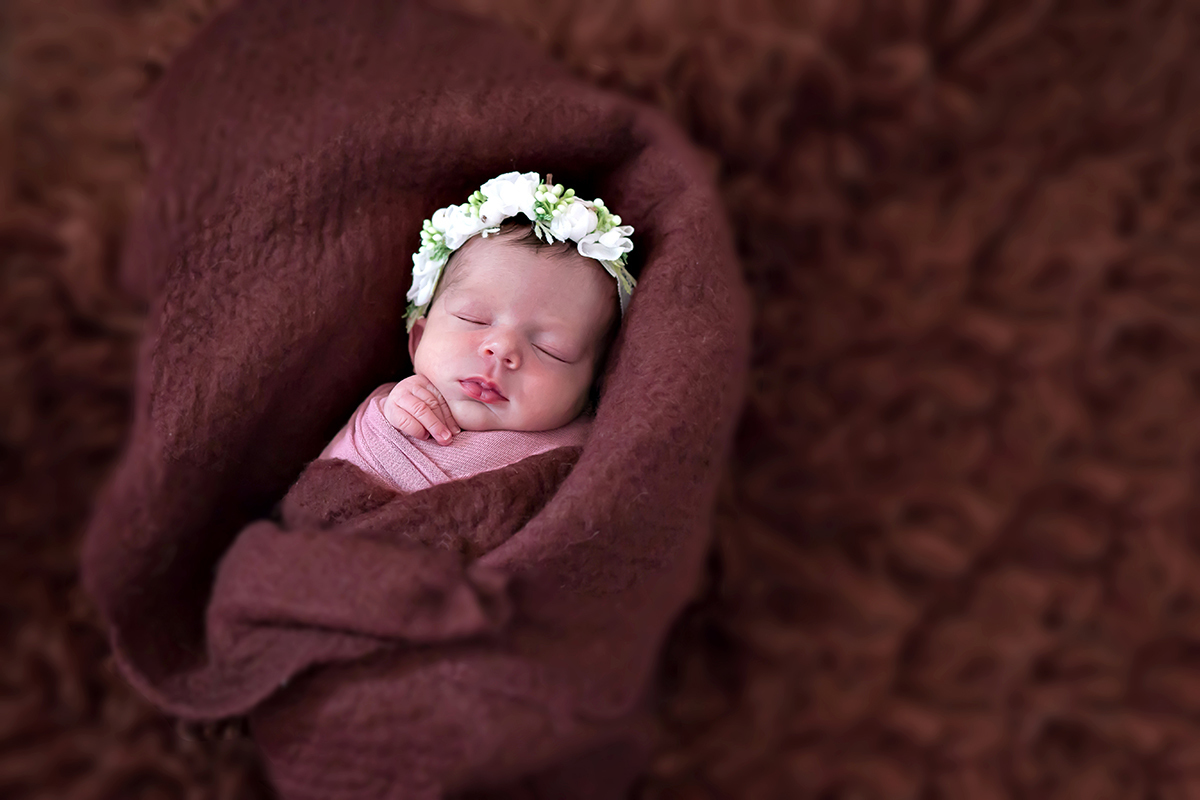 Betina em suas fotos de recém nascidos em Pará de Minas