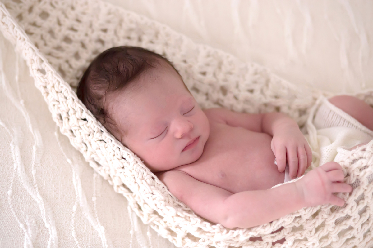 Ensaio de newborn em Para de Minas de Ravi de 14 dias