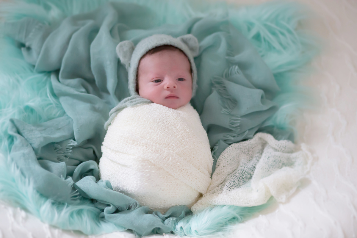 Pose no puff do Ravi em suas fotos de recém nascidos em Para de Minas