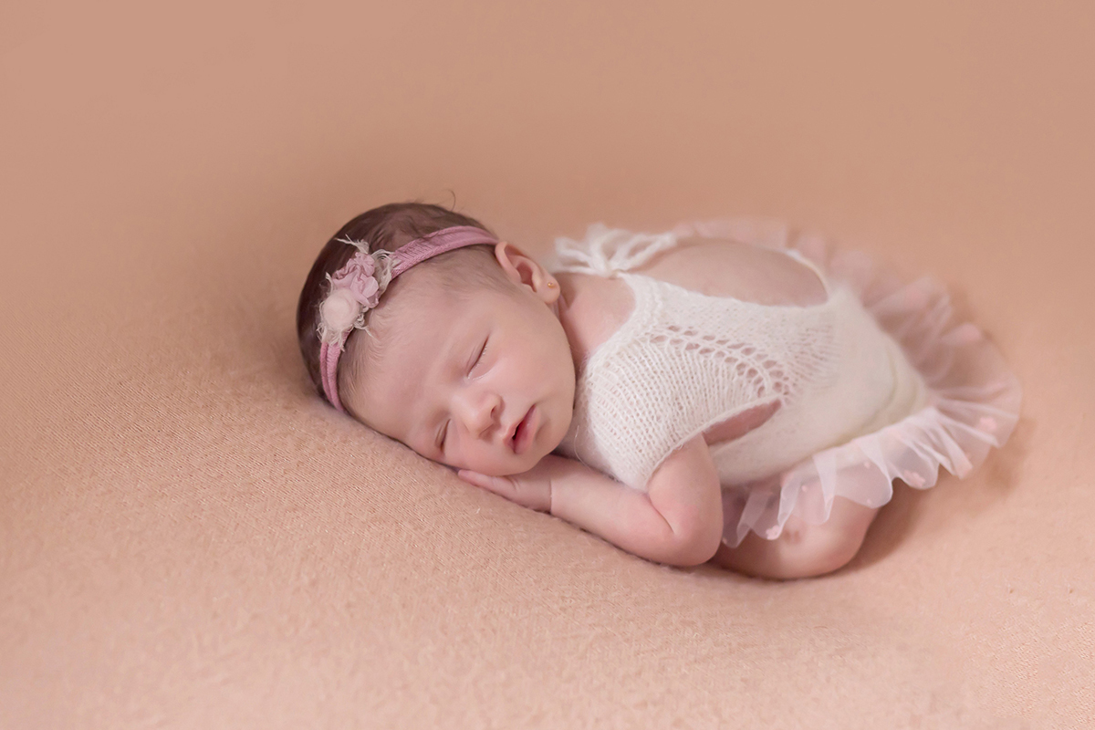 Fotografia de newborn da Giovanna de 11 dias em Pará de Minas