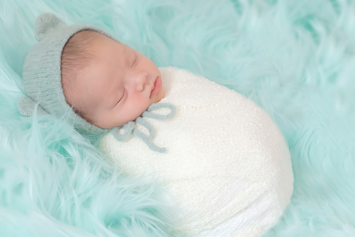 Ensaio de recém nascido em Pará de Minas. Lucca 18 dias.