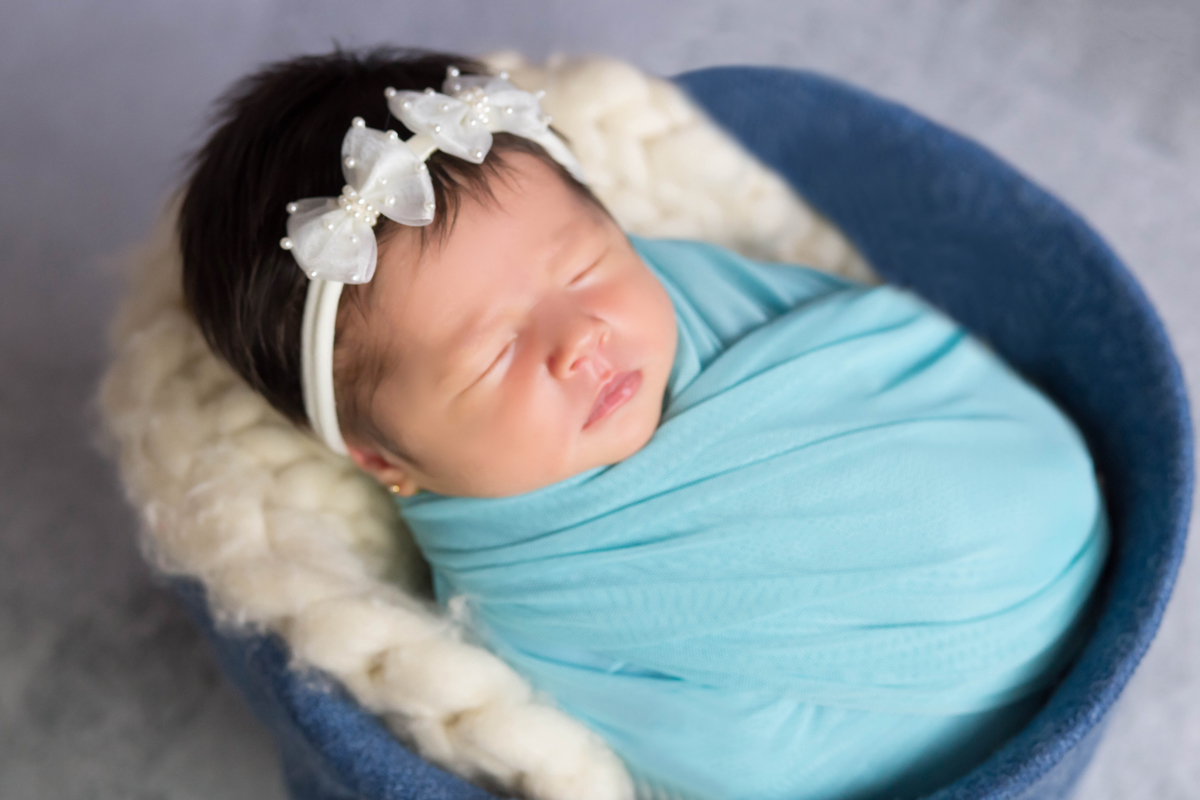 Ensaio de recém nascido da Helena, de 18 dias em Pará de Minas