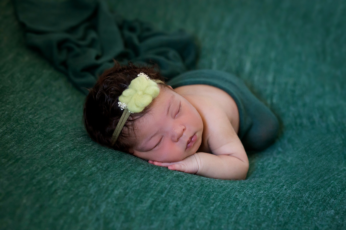 Fotografia newborn da Aurora de 13 dias em Pará de Minas
