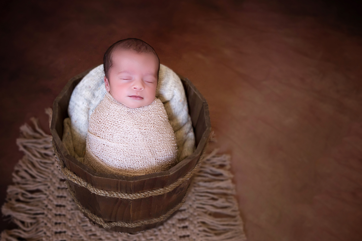 José Pedro em suas fotos de recem nascido em Pará de Minas
