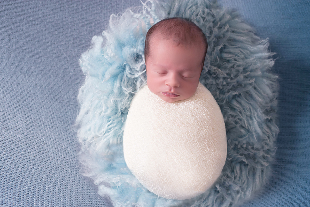 Fotografia de recém nascido do José Pedro em Para de Minas
