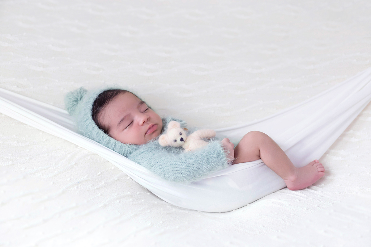 Fotografia do José Henrique, posse na redinha. Ensaio de newborn em Pará de Minas