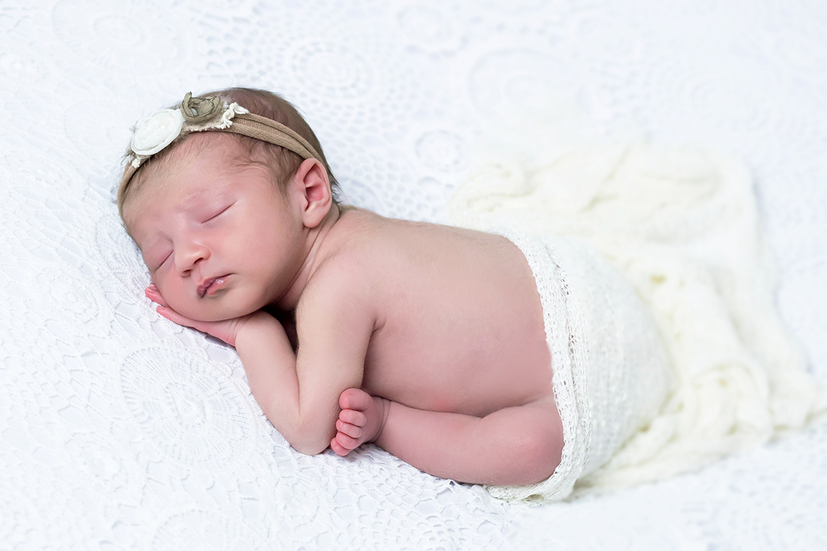 ensaio newborn da Alana de 15 dias em Para de Minas.