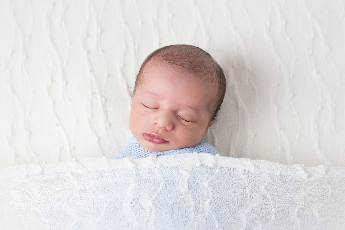 Fotos de newborn do Antônio em Pará de Minas