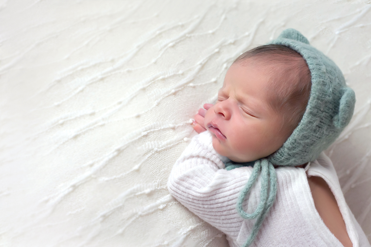 Fotos neborn do Antônio de 10 dias em Pará de Minas