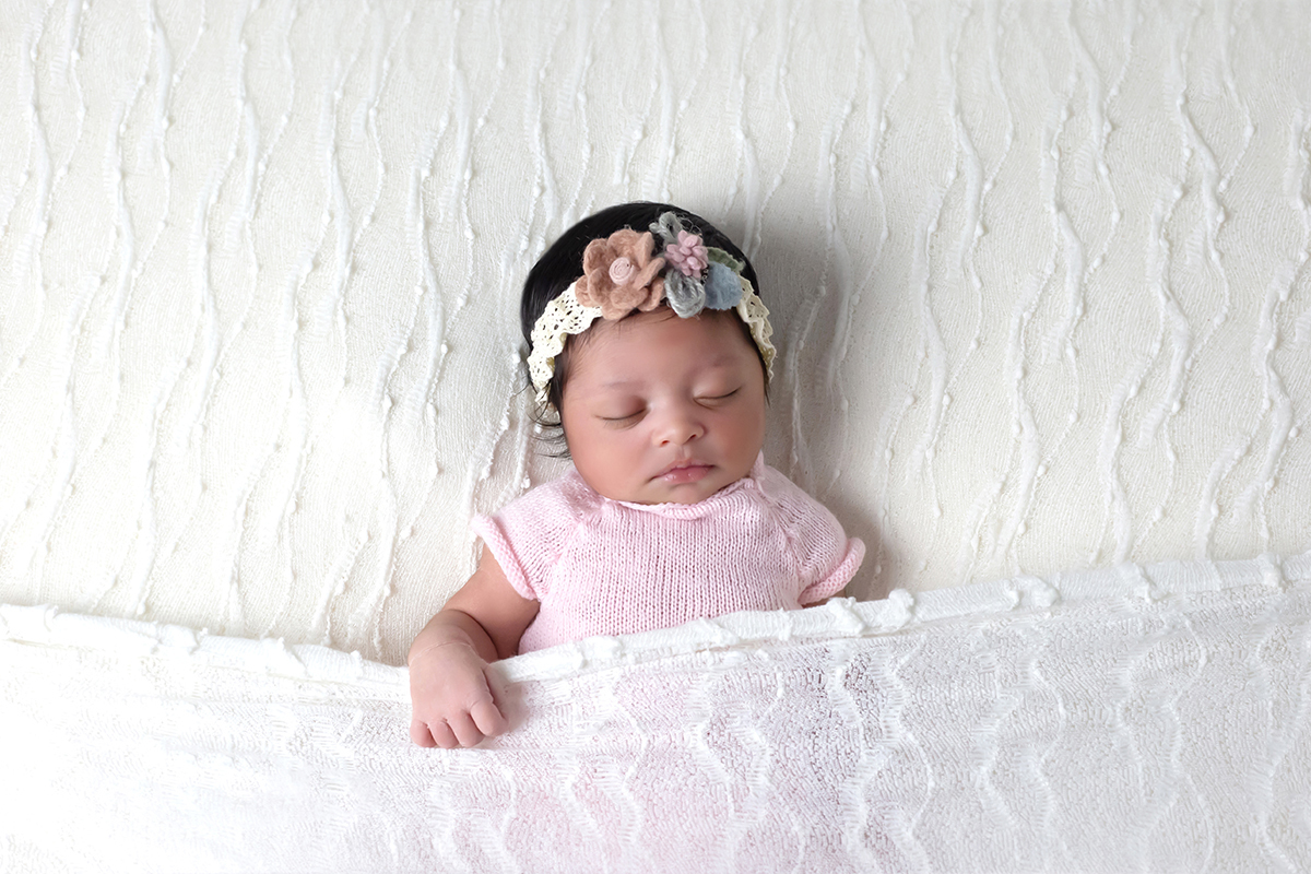 Fotos de newborn da Emilly de 8 dias em Pará de Minas