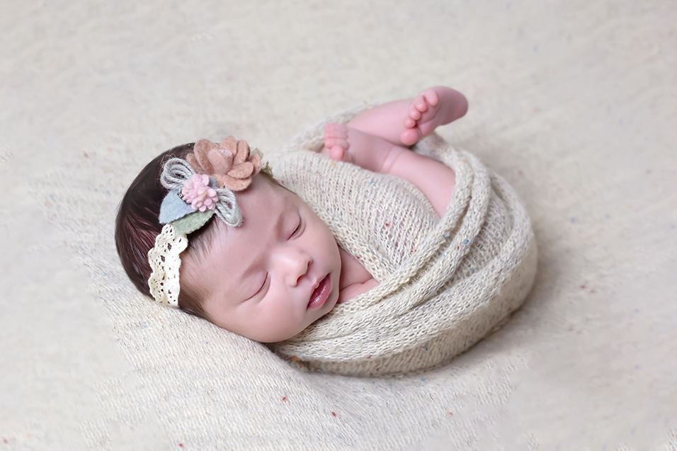 Ensaio de recém nascido em Pará de Minas, da Cecilia de 9 dias