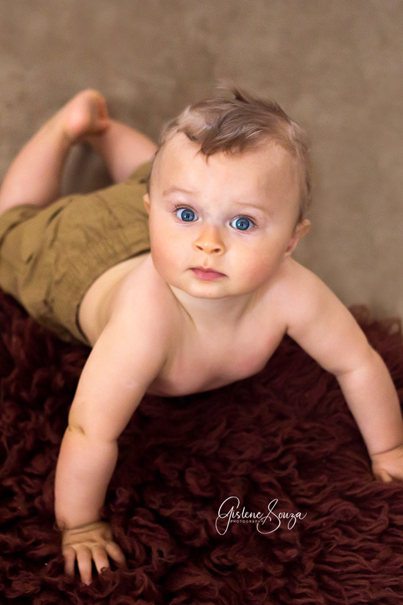 Acompanhamento trimestral Luigi - 9 meses. Ensaio realizado em Belo Horizonte.