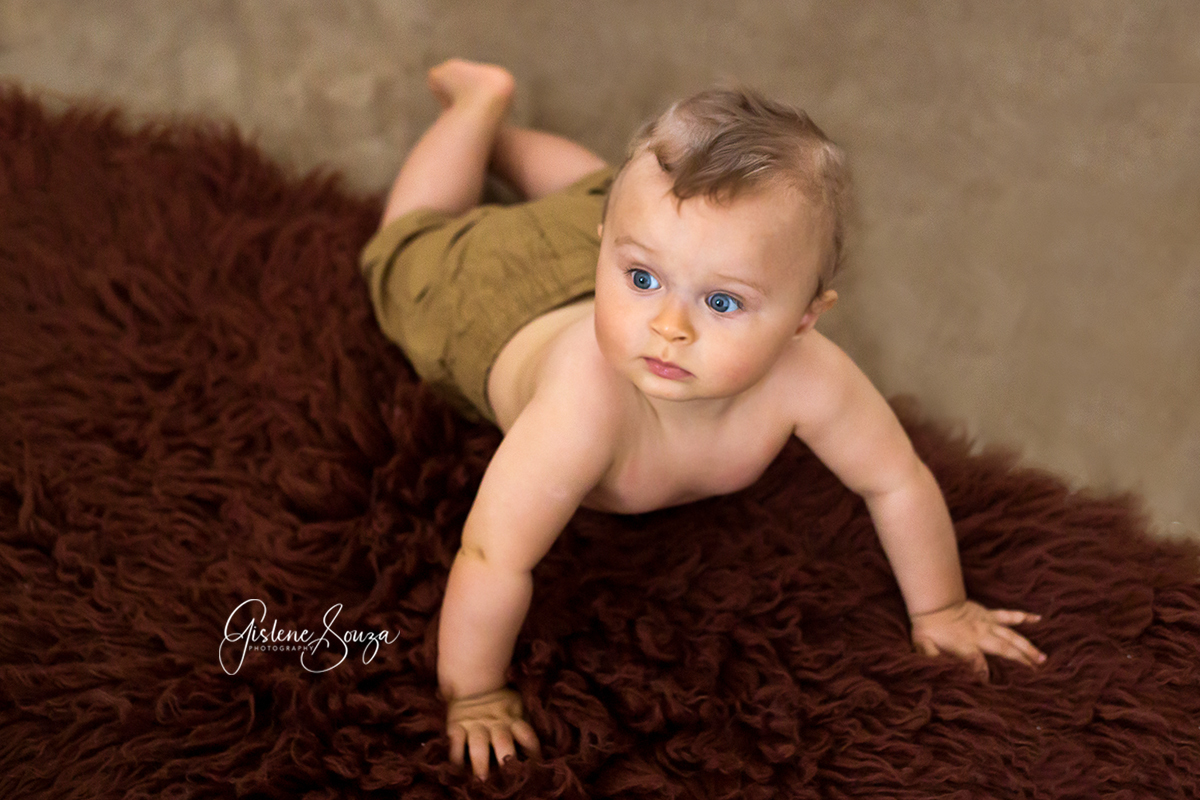 Fotografia de Acompanhamento em Belo Horizonte. Luigi 9 meses.