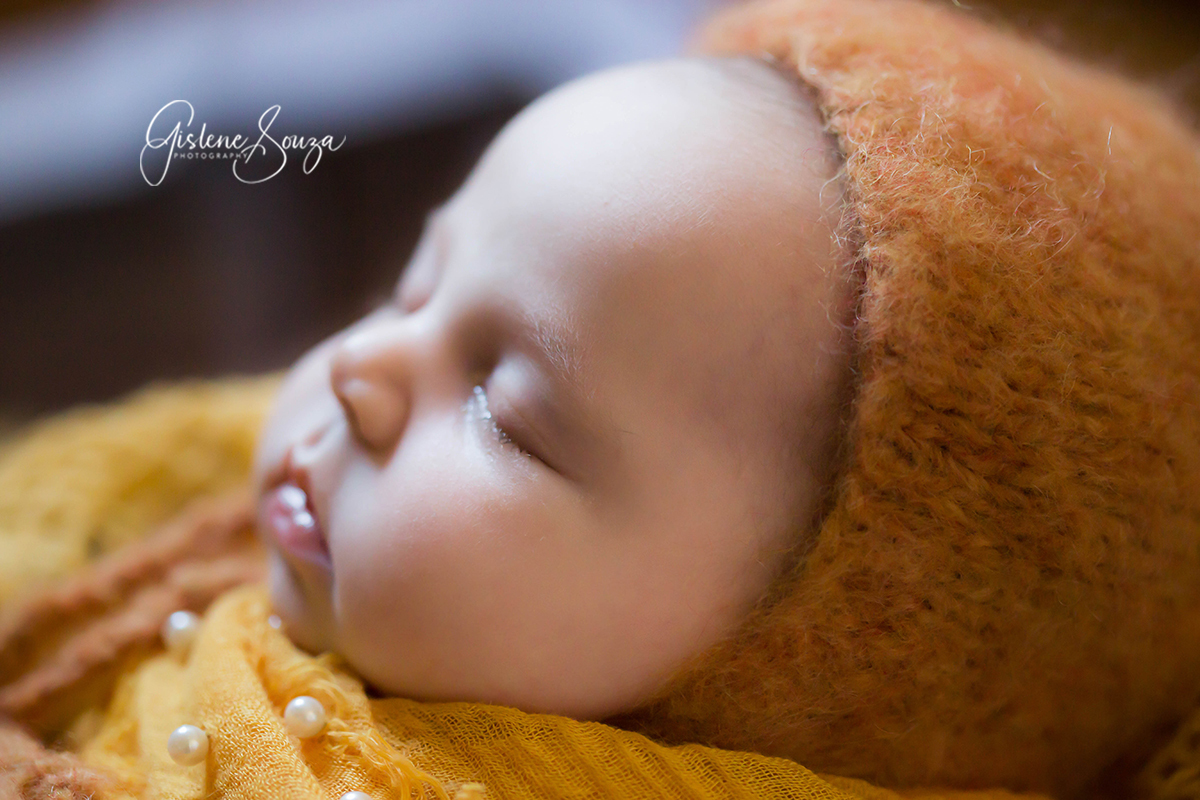 Fotografia de recém nascidos  realizado em Para de Minas. 