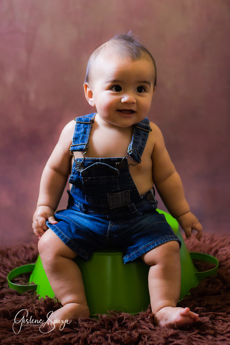 Fotografia de acompanhamento Vinícius 6 meses. Fotografia Gislene Souza em Pará de Minas