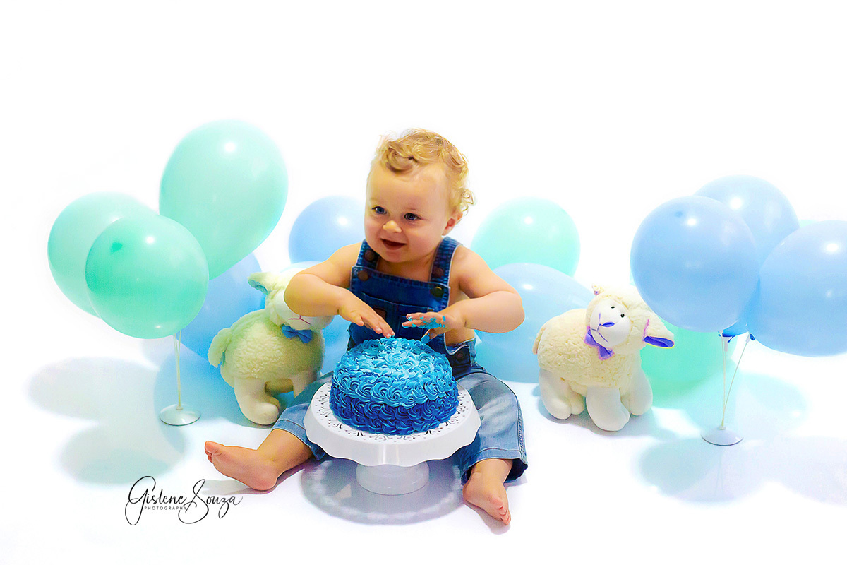 Ensaio Smash the cake do Luigi em Pará de Minas