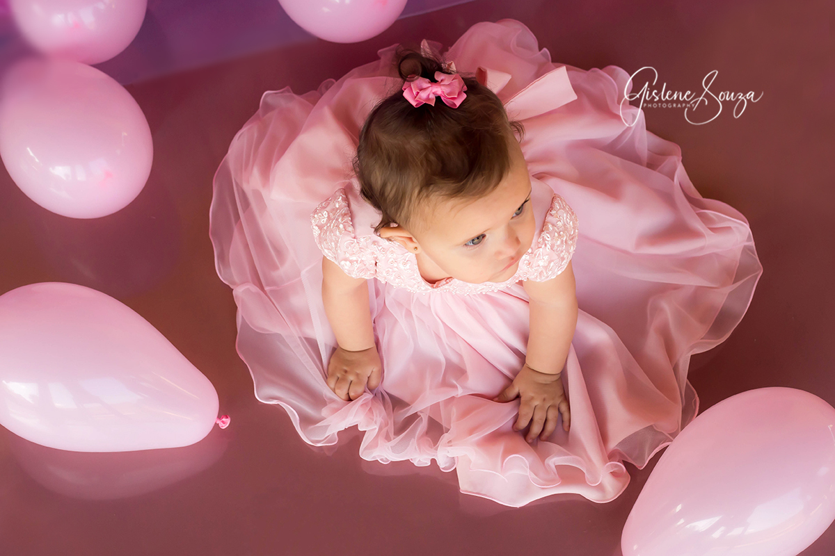 Ana Laura no seu ensaio Smash the cake na cidade de Pará de Minas.