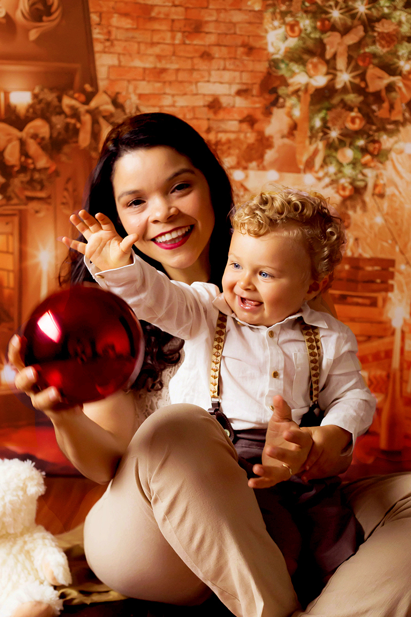 Fotografia de Natal 2020 em Pará de Minas, Ensaio fofo de Natal realizado na cidade de Pará de Minas.