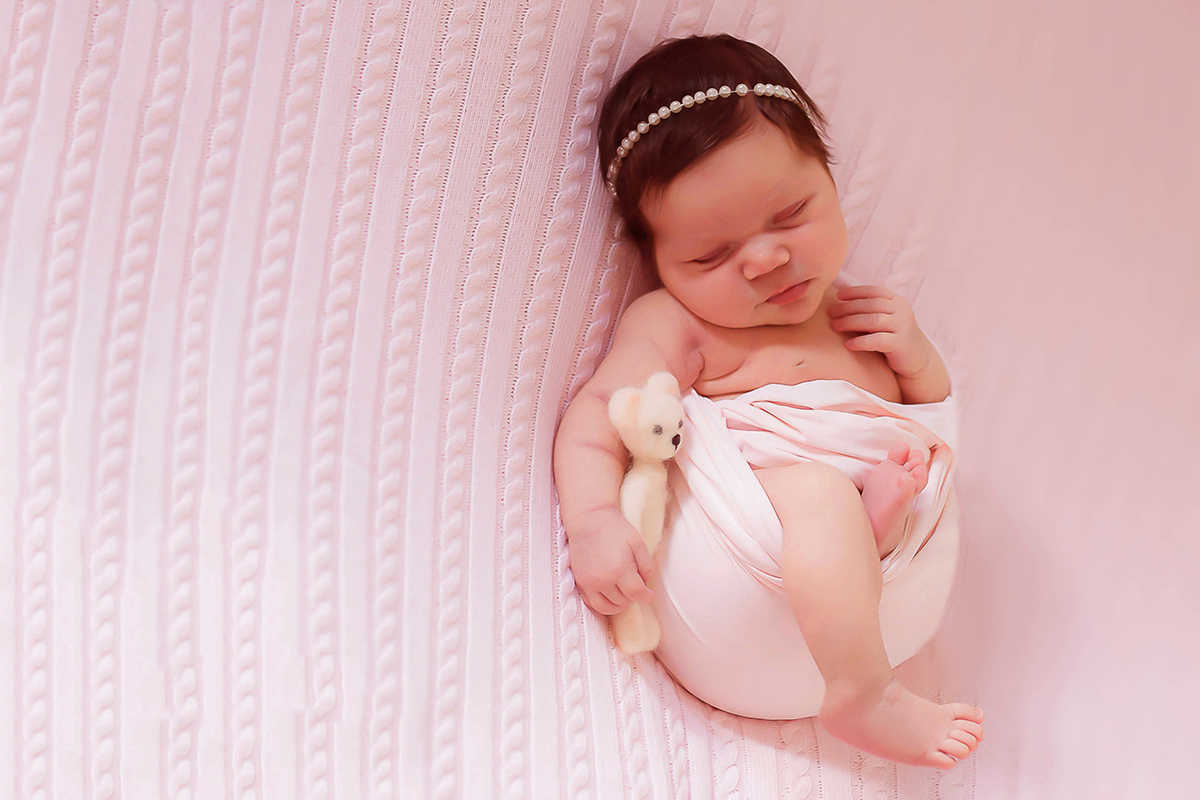 Fotografia de recém nascidos em Para de Minas. Ensaio da Valentina de 17 dias.