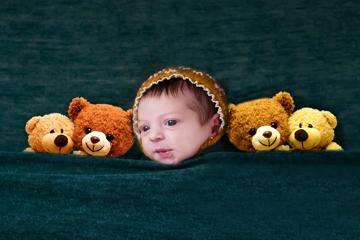 Maria Luísa modelando em suas fotos de newborn em Para de Minas