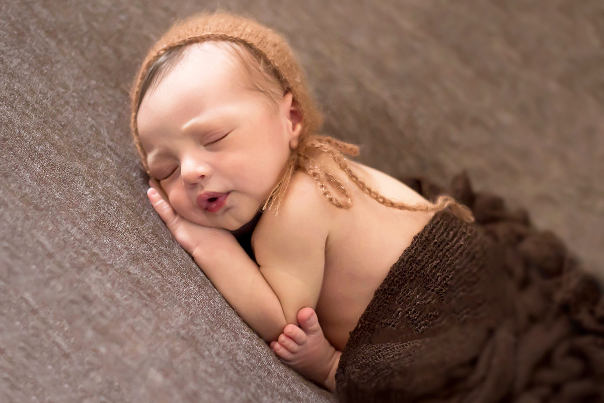 Murilo de 8 dias em suas fotos de newborn em Para de Minas