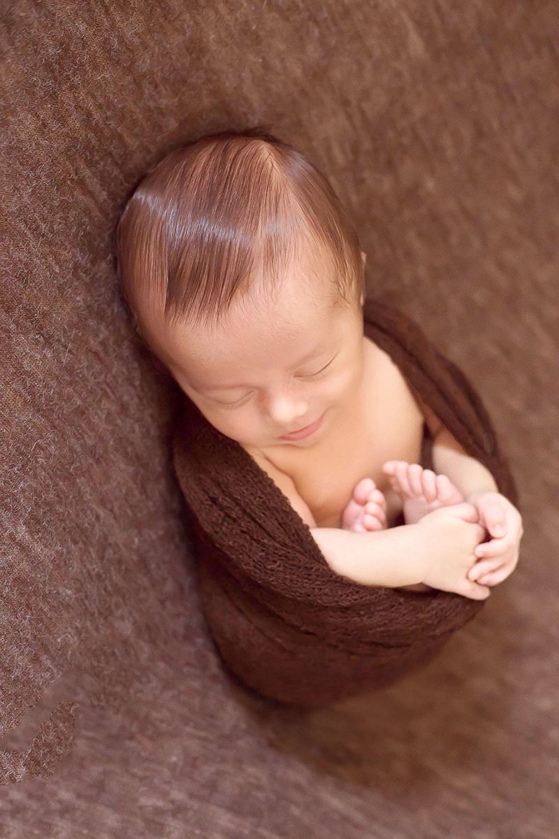 Fotografia de recém nascidos do Gael de 24 dias.