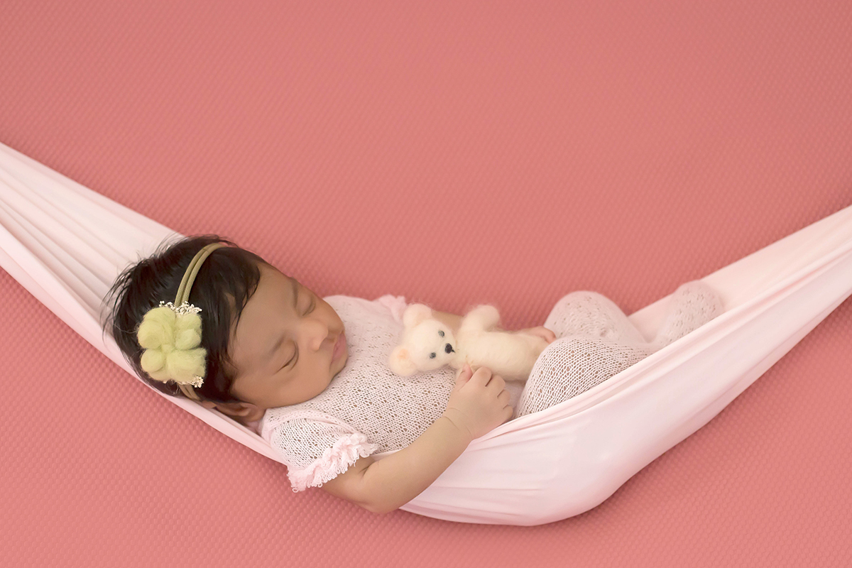 Fotos de Newborn em Pará de Minas da Violeta Maria de 16 dias.