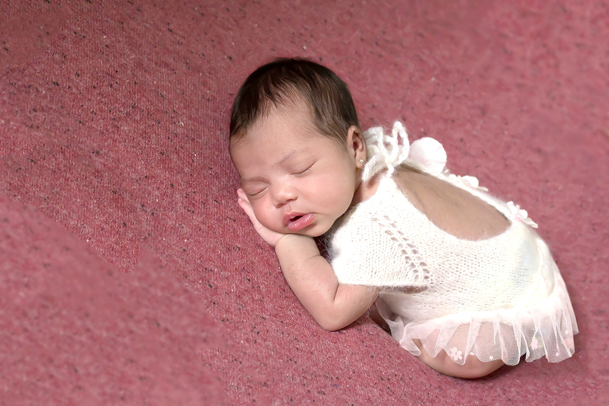 Ensaio de newborn da Elisa em Para de Minas