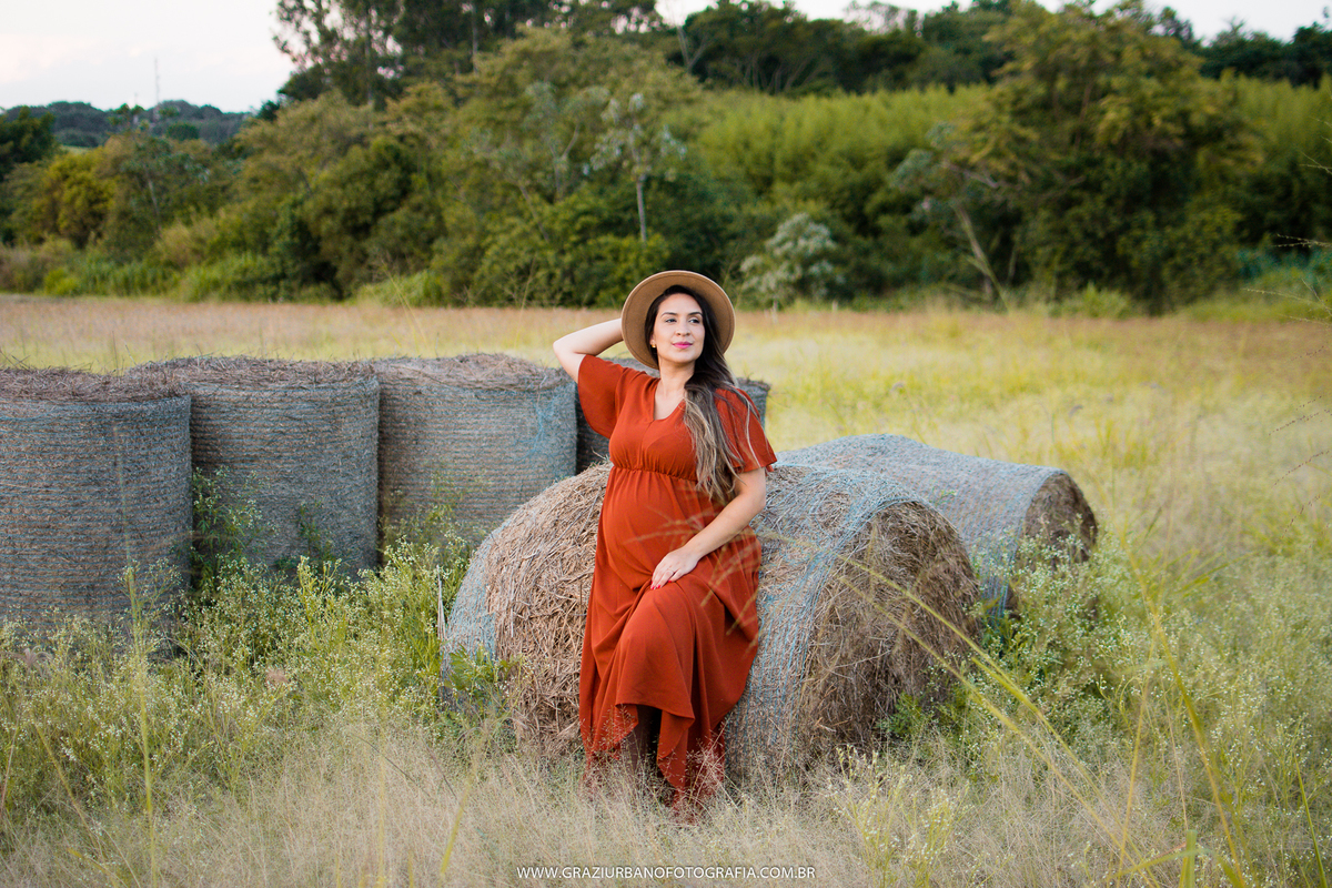 ensaio gestante no campo