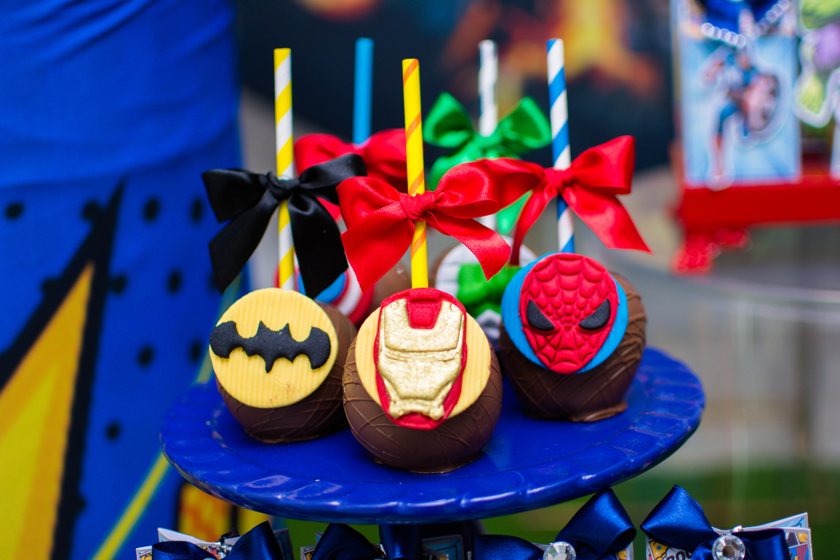 doces personalizados herois