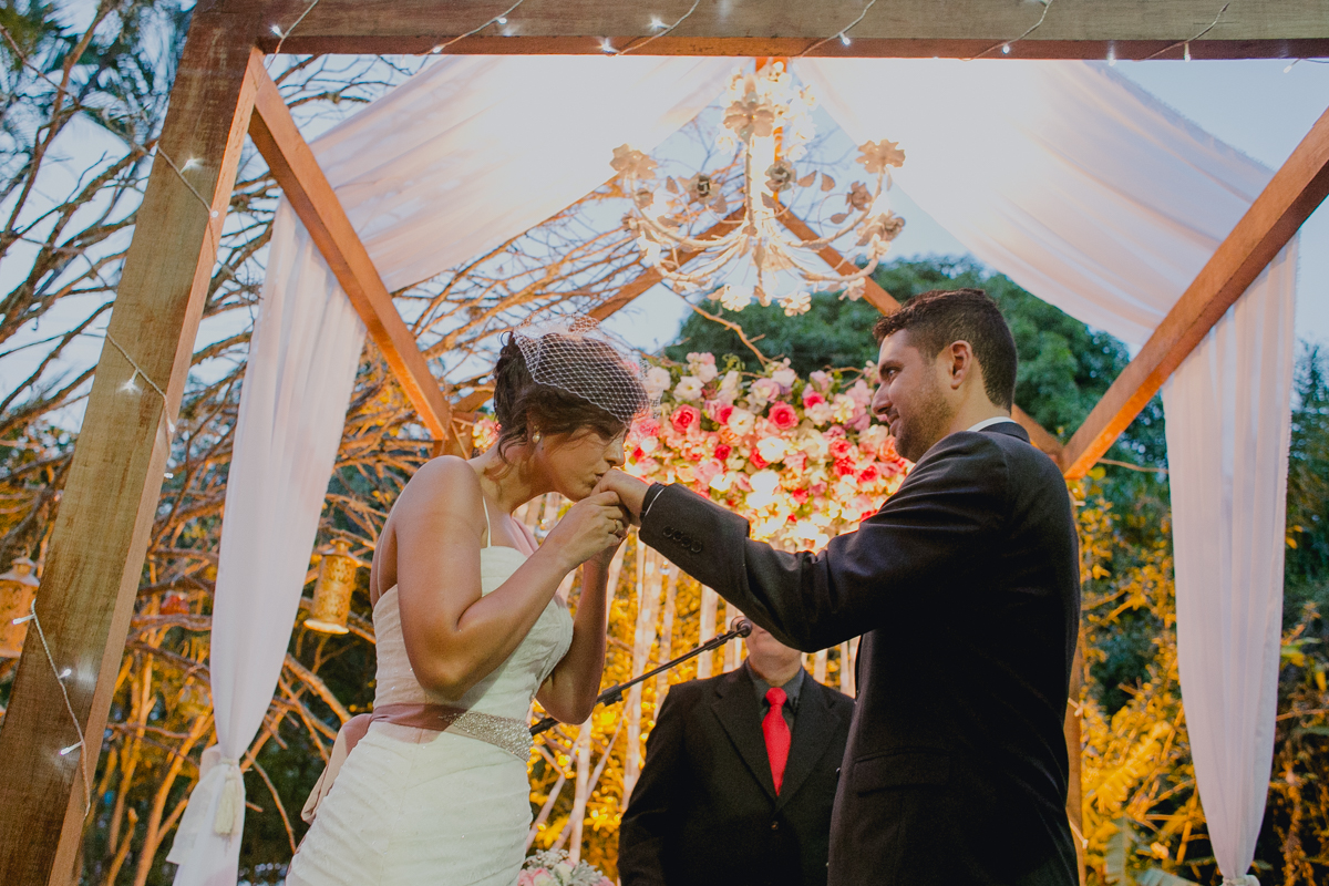 emotion fotografia, fotografia, fotografia de casamento, fotografo de casamento,fotografo de casamento em bh, bh fotografo, bh casamentos, casamento belo horizonte, amor, love, pre casamento,save the date,buque, vestido de noiva, noivas mineiras, sapato d