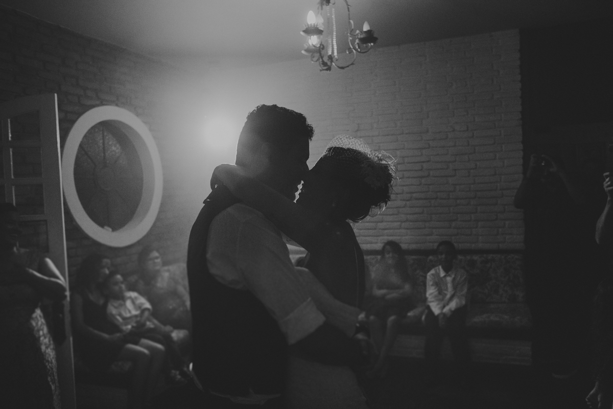 emotion fotografia, fotografia, fotografia de casamento, fotografo de casamento,fotografo de casamento em bh, bh fotografo, bh casamentos, casamento belo horizonte, amor, love, pre casamento,save the date,buque, vestido de noiva, noivas mineiras, sapato d