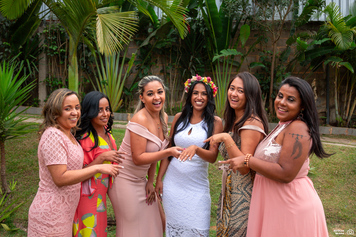 Noiva e as madrinhas