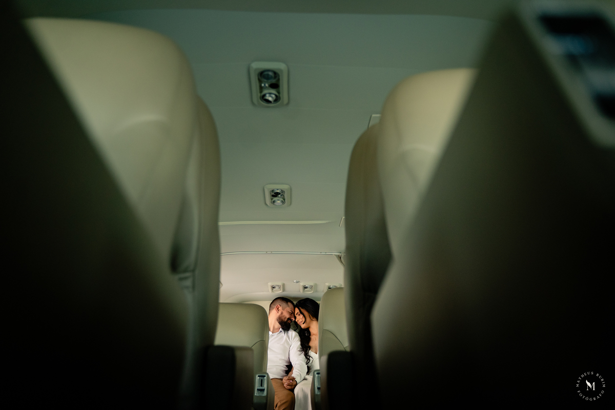 ensaio pre casamento avião aeroporto