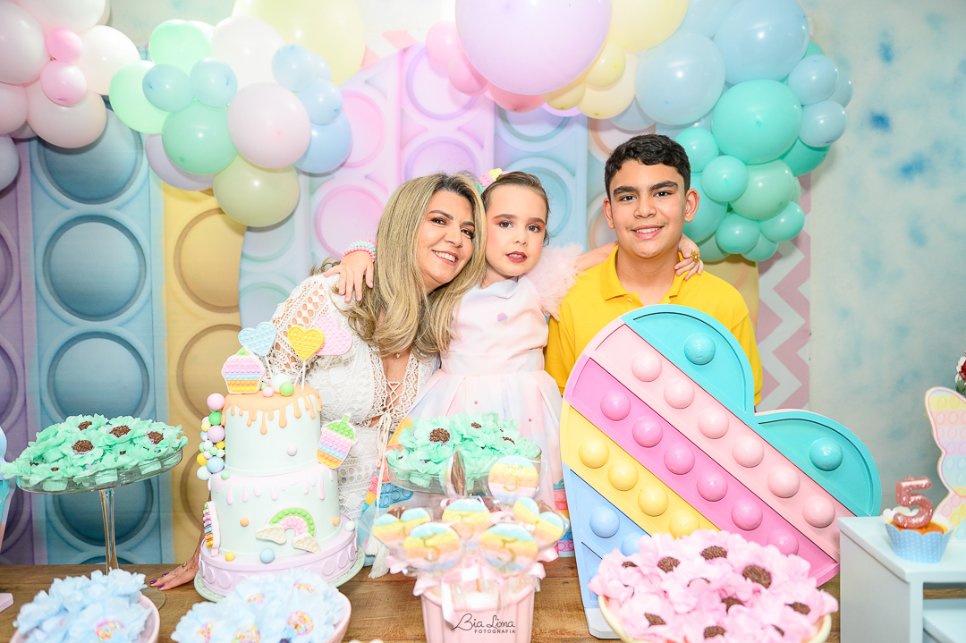 Aniversário Pop-it - Buffet Kinder Platz Valinhos - Bia Lima Fotografia