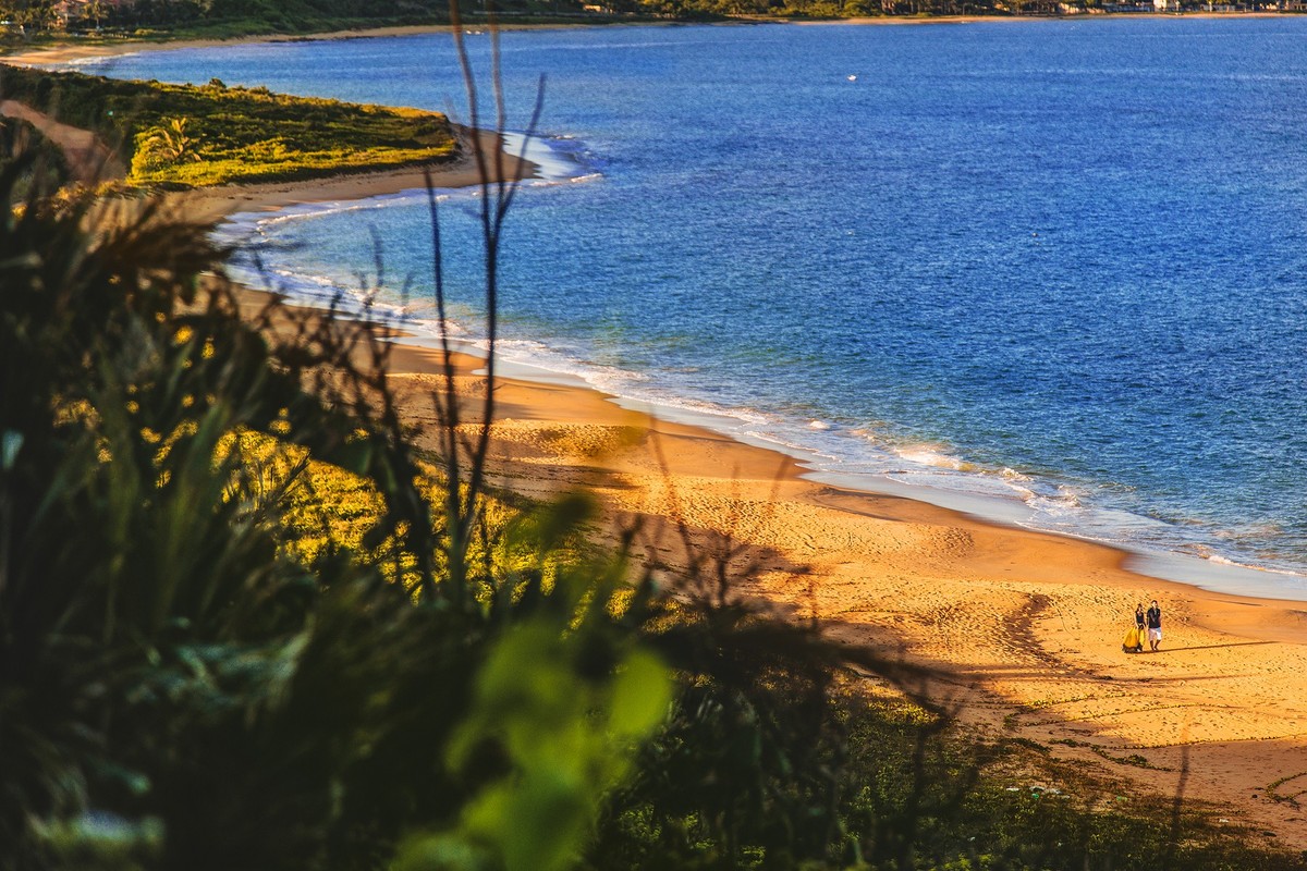 Fotos do ensaio de pré casamento de Rogelio e Lilian na praia de Anchieta ES