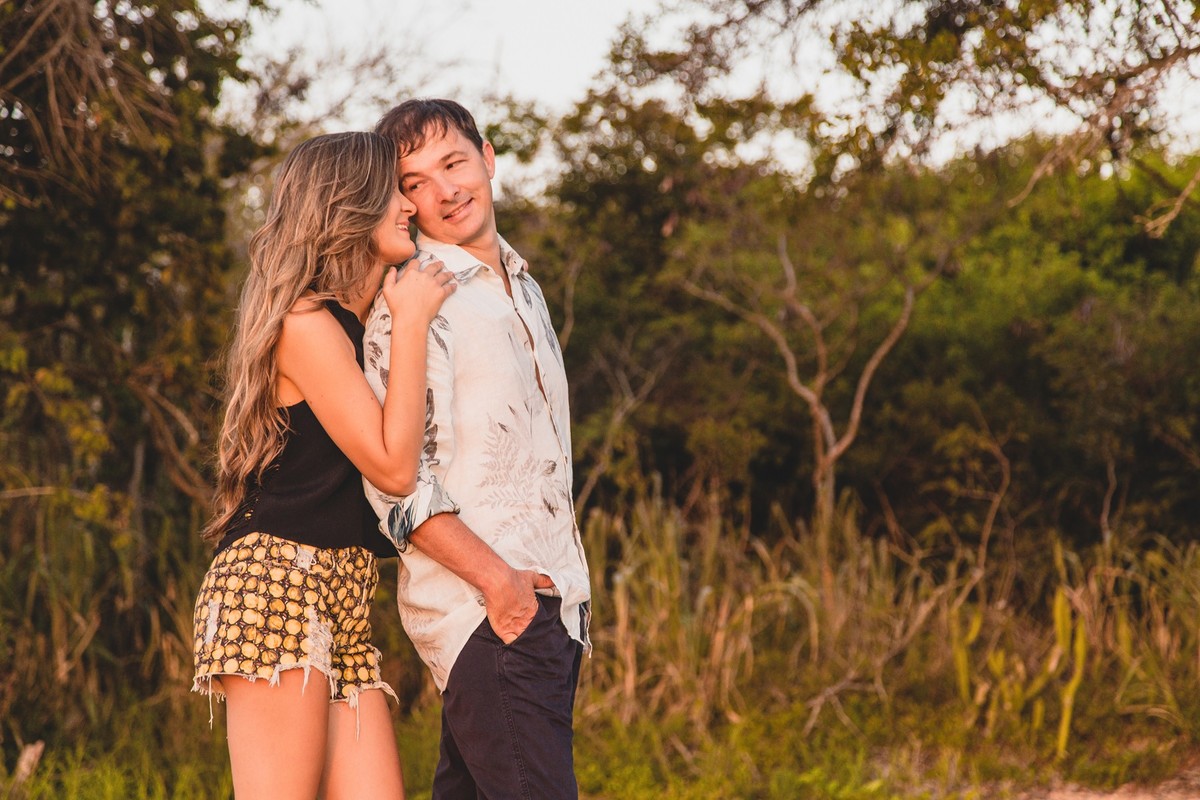Fotos do ensaio de pré casamento de Rogelio e Lilian na praia de Anchieta ES