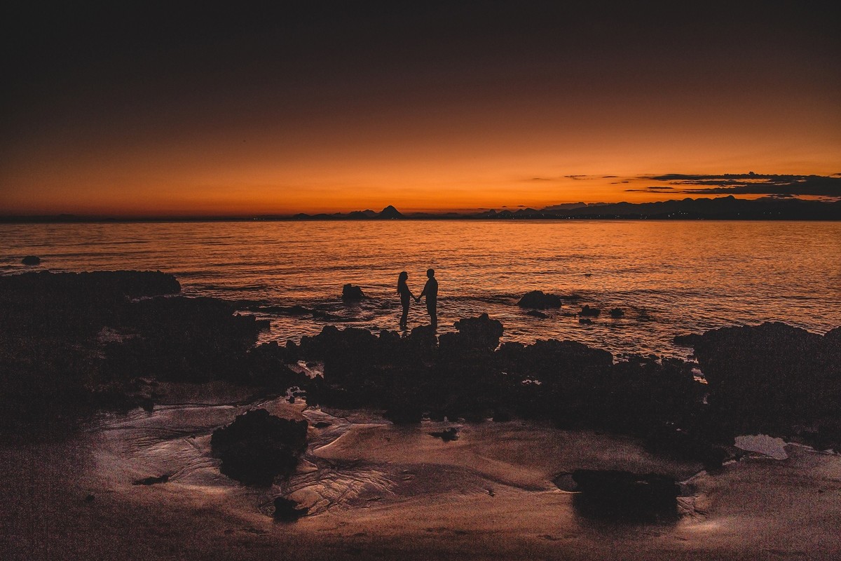 Fotos do ensaio de pré casamento de Rogelio e Lilian na praia de Anchieta ES